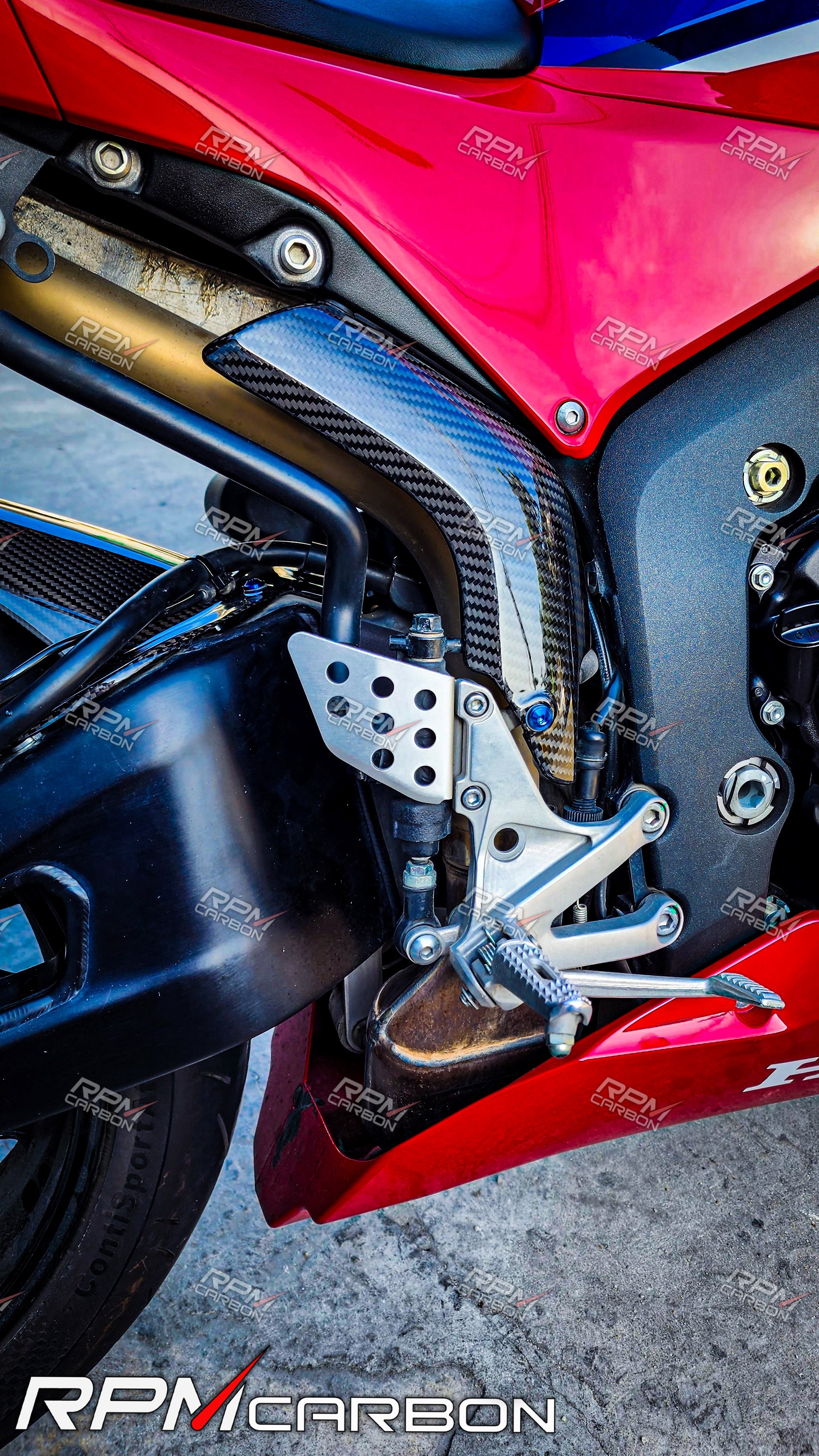 Honda CBR600RR Carbon Fiber Exhaust Cover Shield