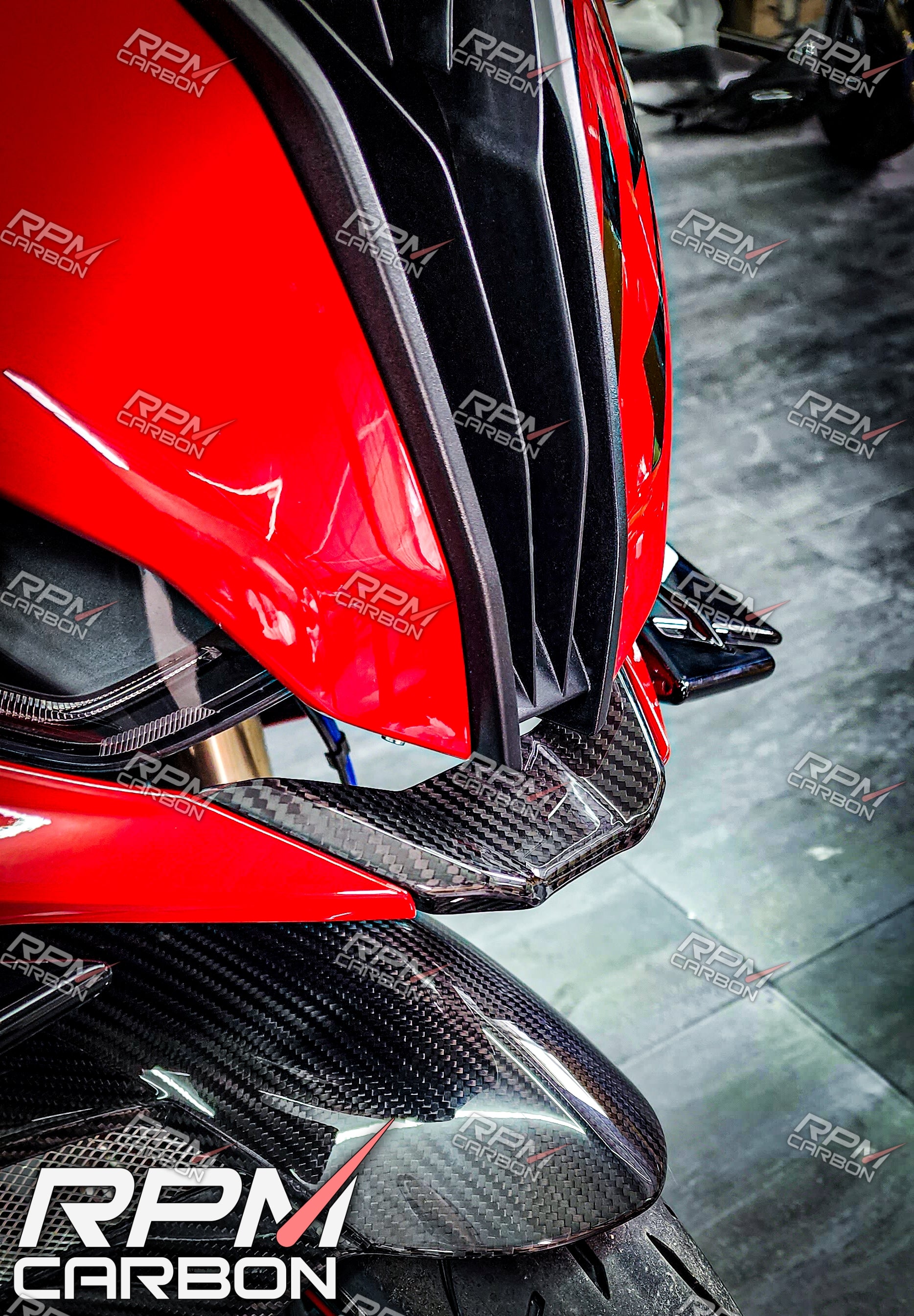 BMW S1000RR Carbonfaser-Mittelteil für die vordere Nasenverkleidung