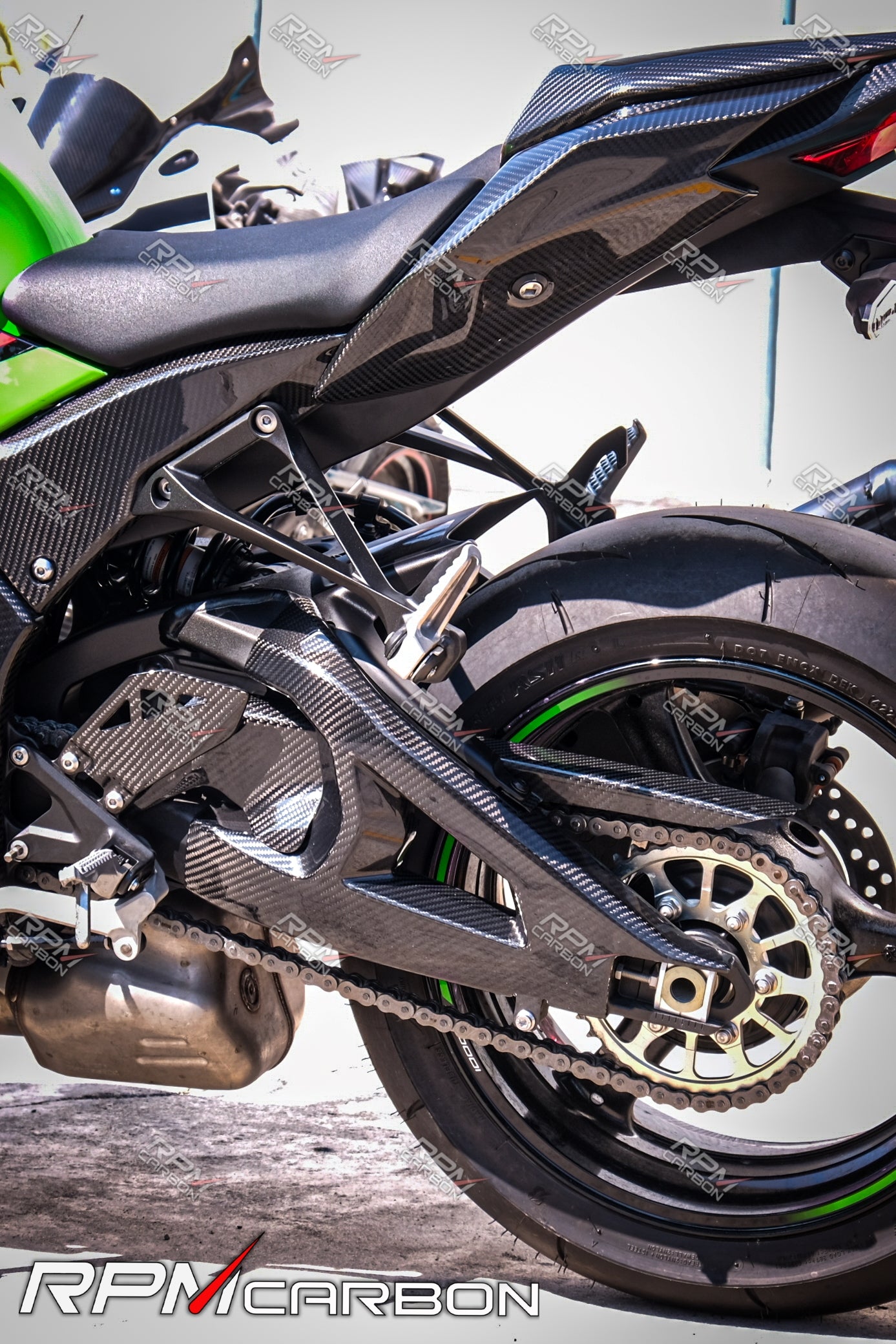 카와사키 ZX-10R 2016+ 탄소섬유 스윙암 커버 보호대 탄소섬유