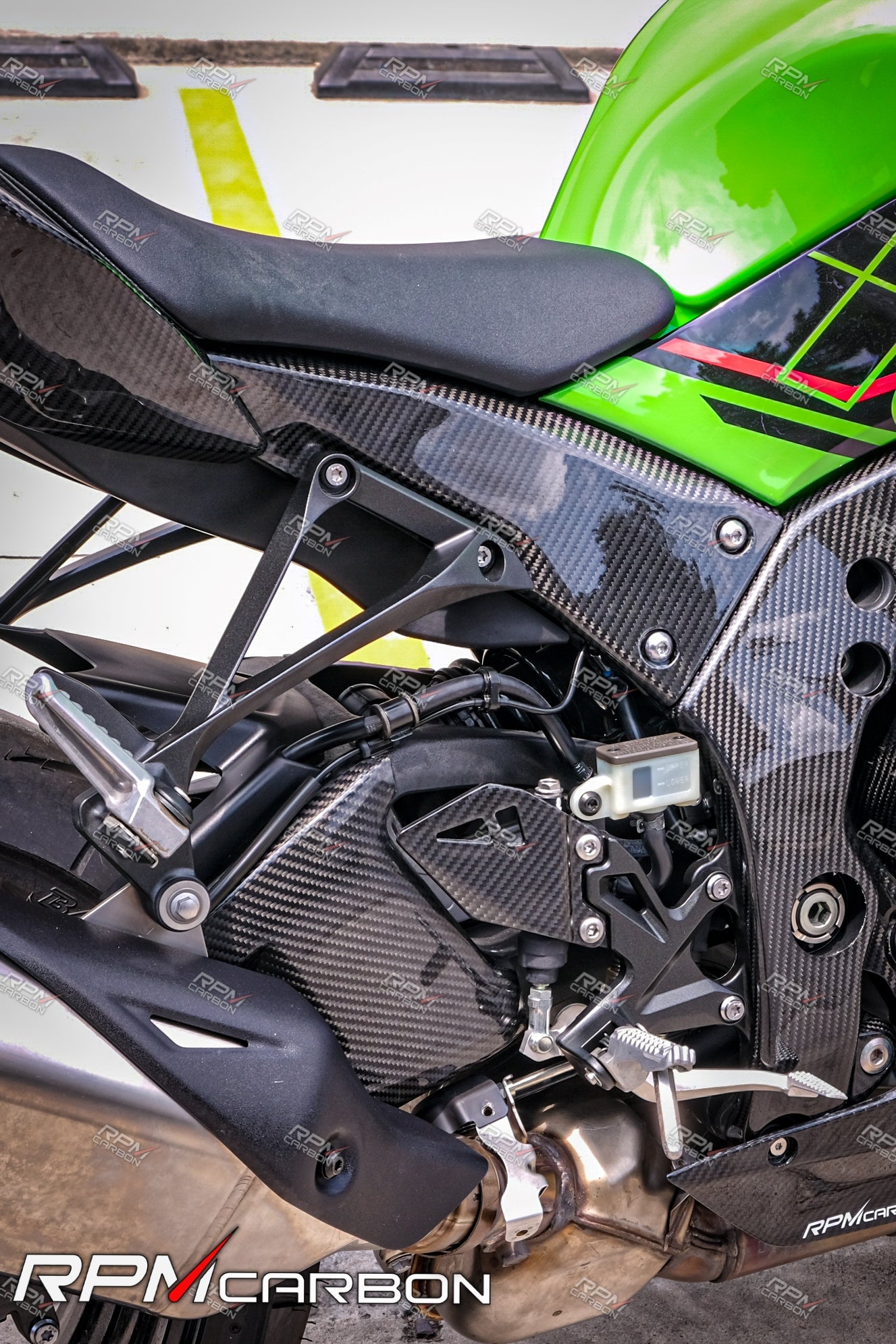 Kawasaki ZX-10R 2011+ Carbon Fiber Hilfsrahmen Abdeckungen Protektoren