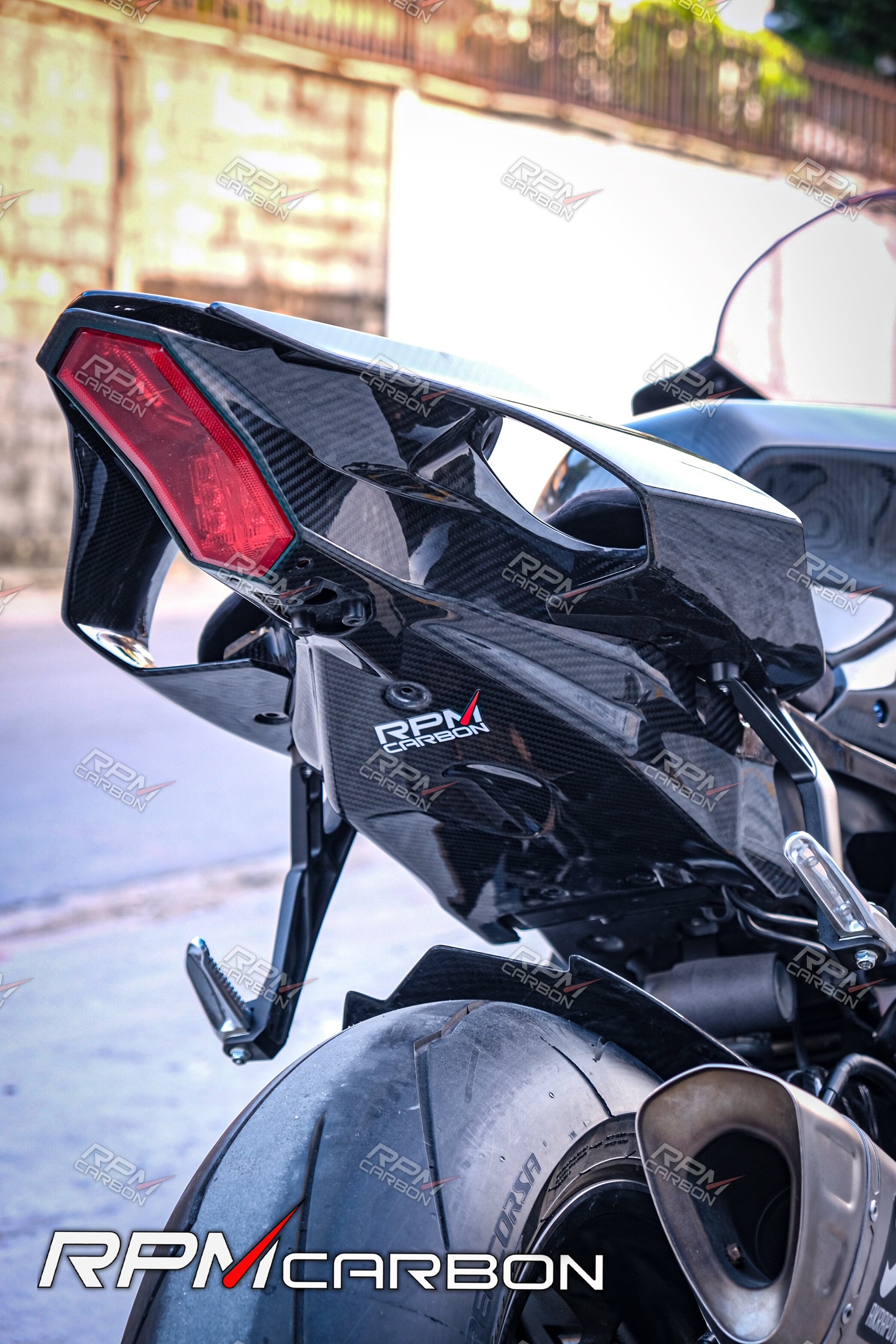 Yamaha R1 R1M Carbon Fiber Undertail