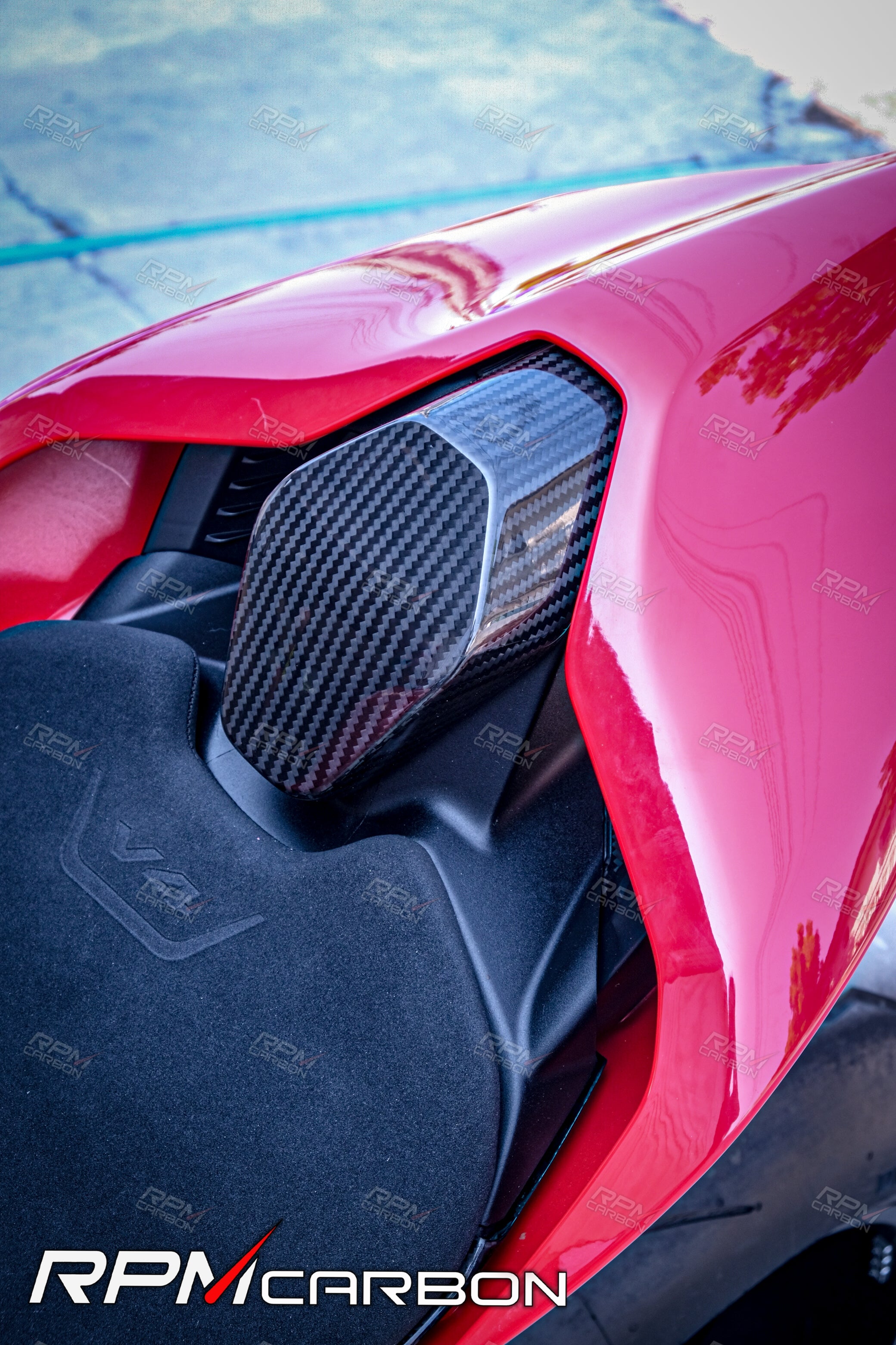 Ducati Panigale/Streetfighter V4 Carbon Fiber Small Seat Cover