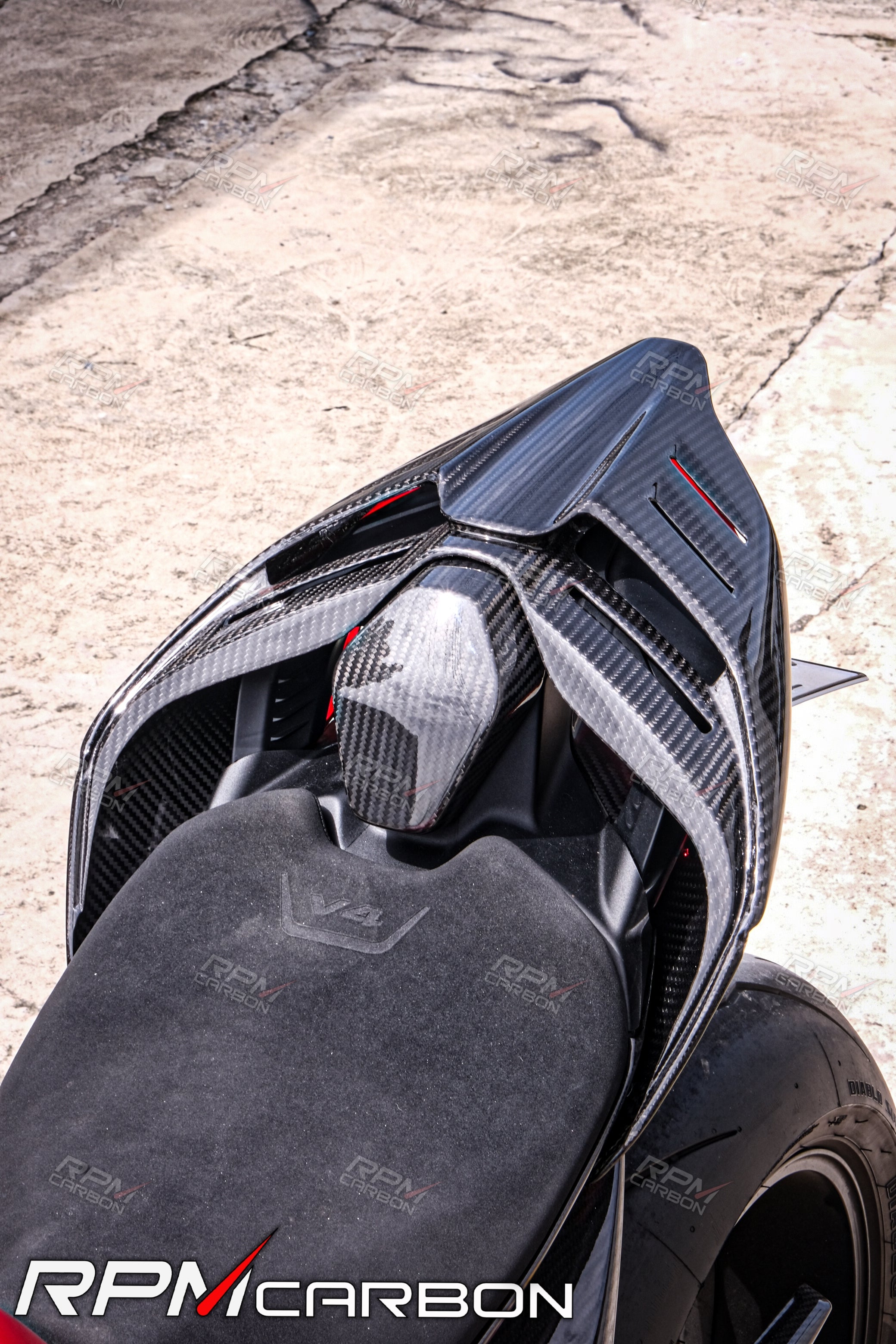Ducati Panigale/Streetfighter V4 Carbon Fiber Small Seat Cover