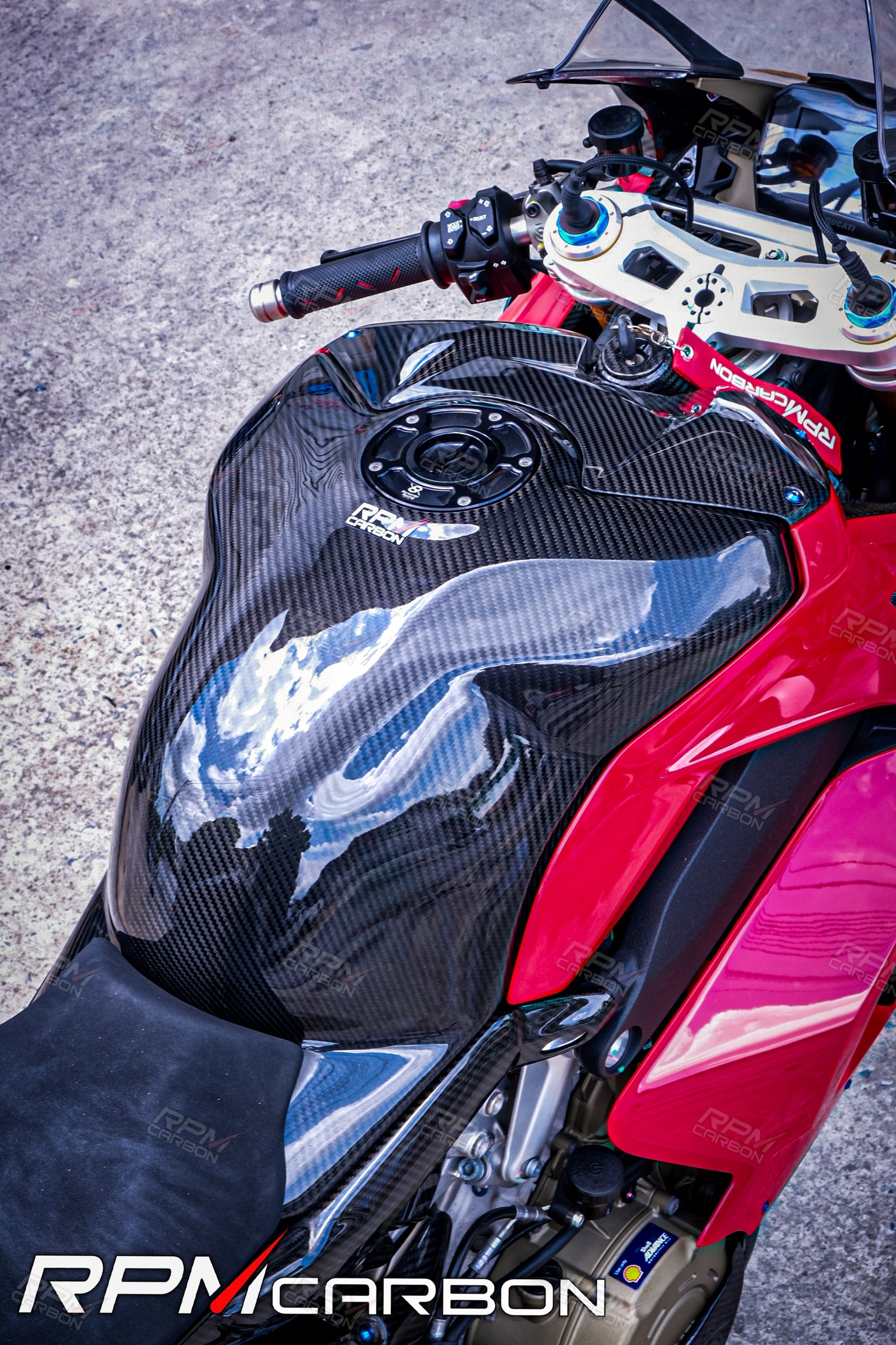 Ducati Panigale/Streetfighter V4 Carbon Fiber Tank Cover Protector