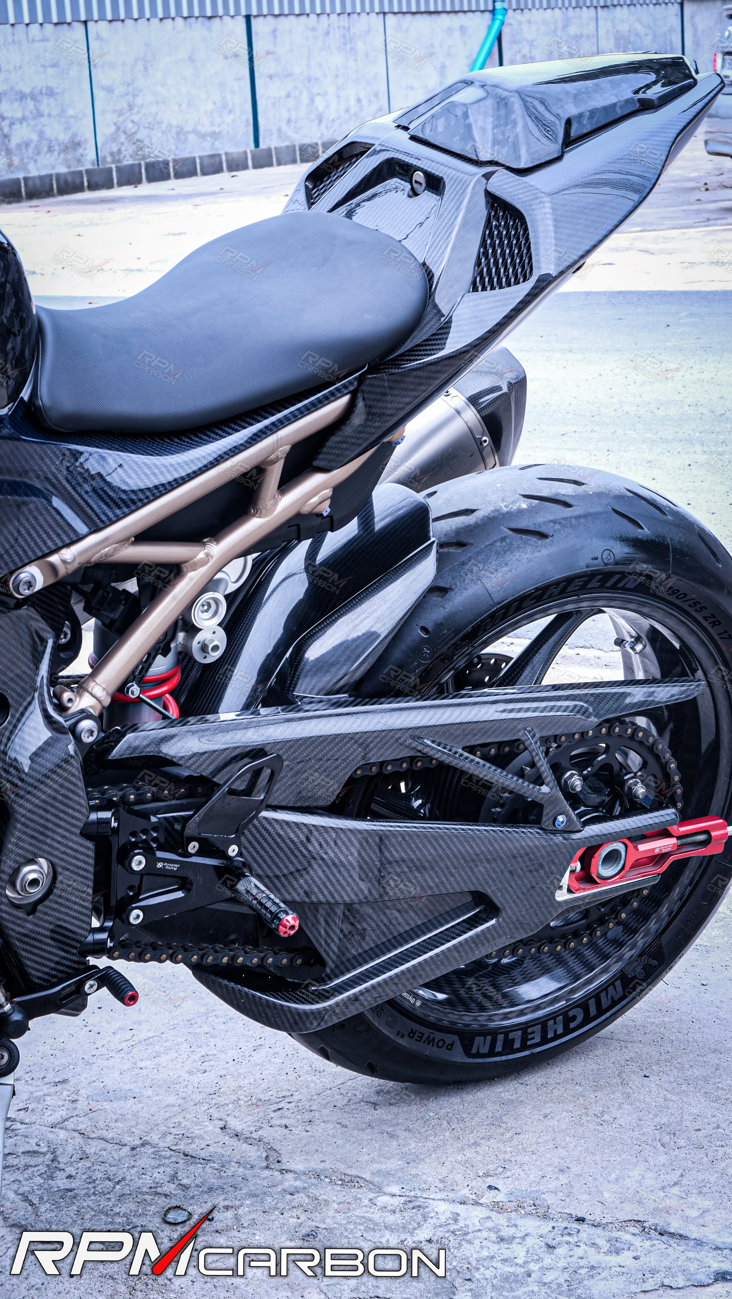 BMW S1000RR S1000R Carbon Fiber Rear Fender / Chain Guard