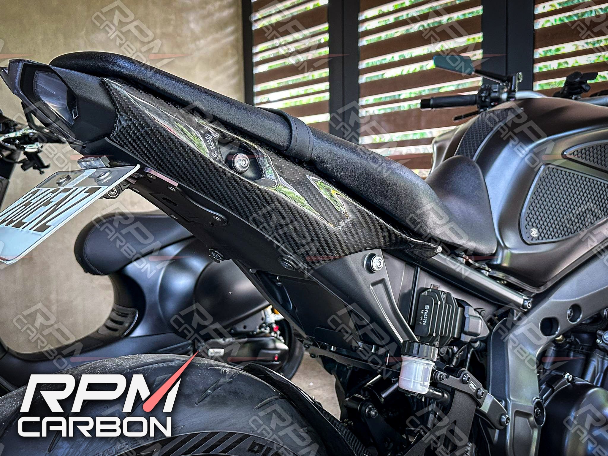Yamaha MT-09 Tail Side Panels