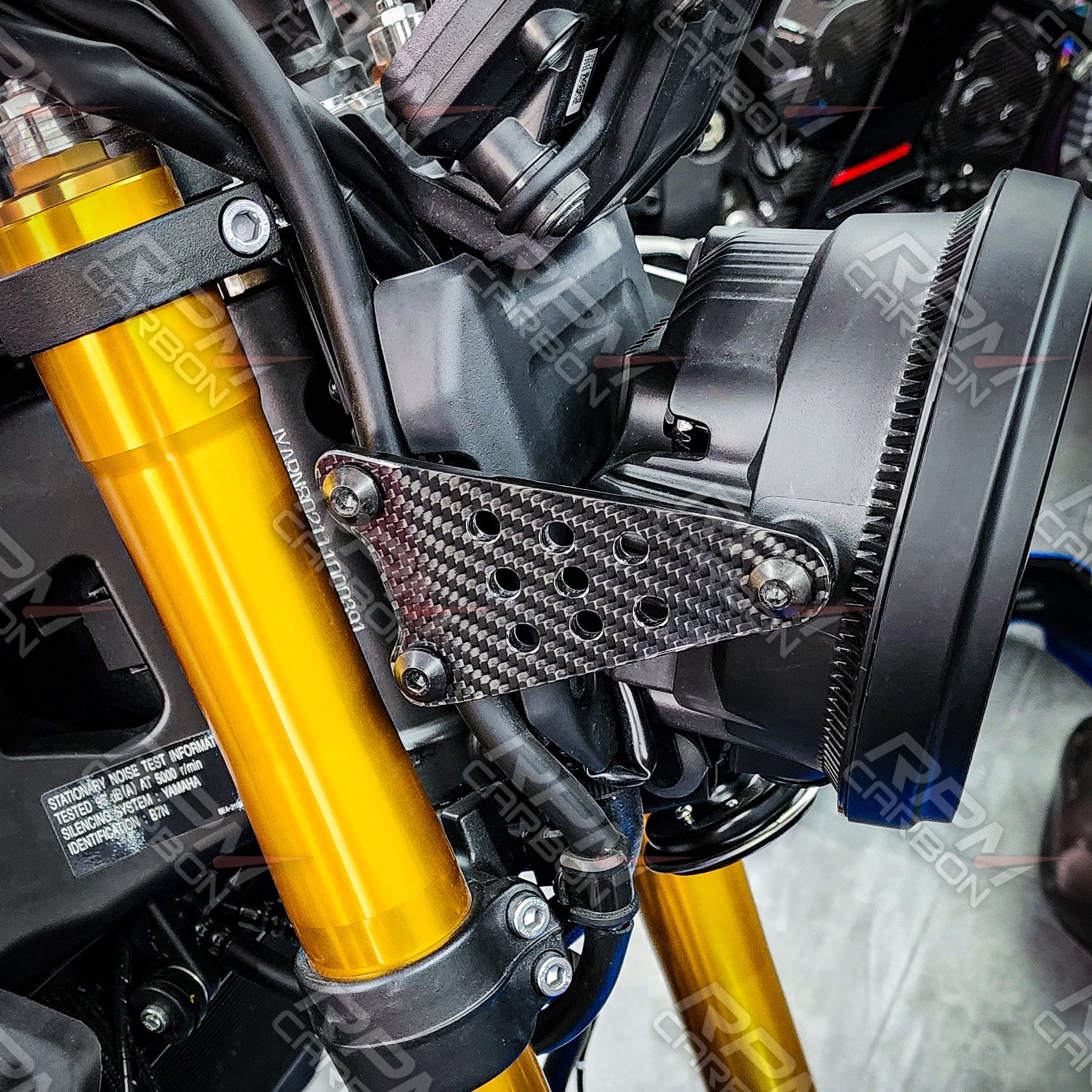 Yamaha XSR900 2022+ Carbon Fiber Headlight Brackets