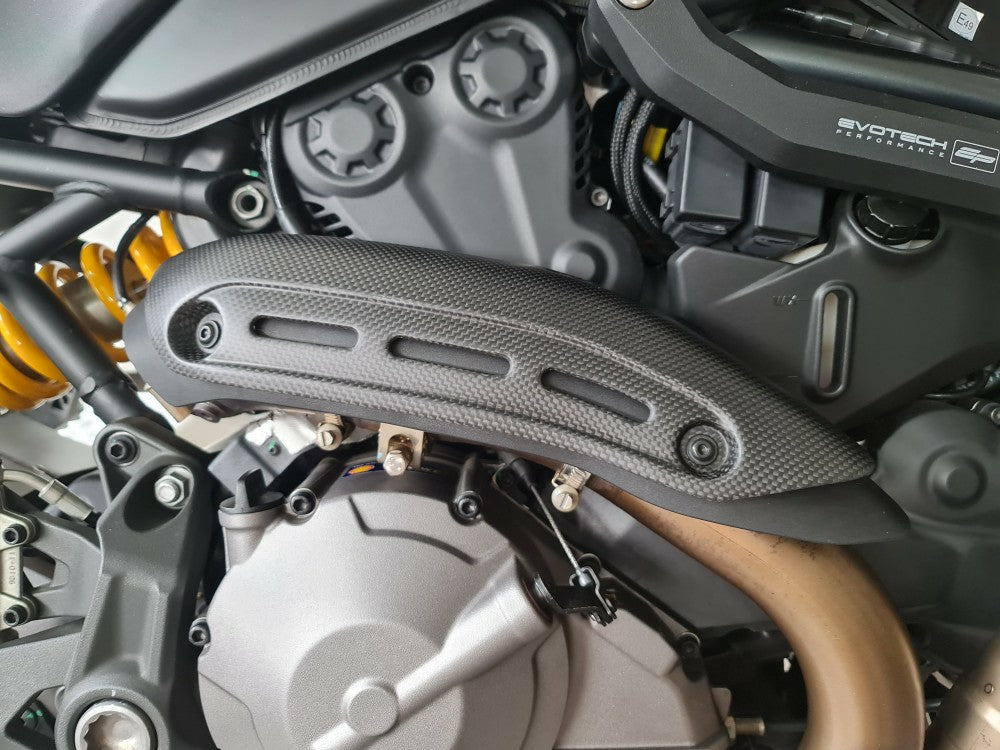 Ducati Monster 821 / 1200 Carbon Fiber Exhaust Pipe Cover