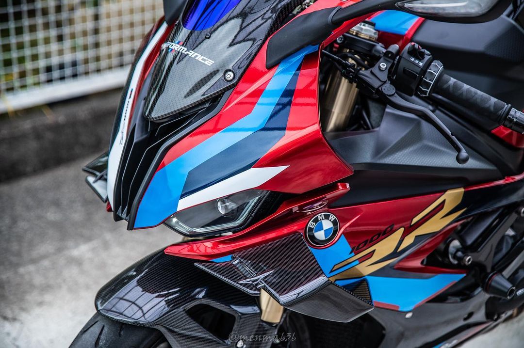 M1000RR Winglets by RPM Carbon