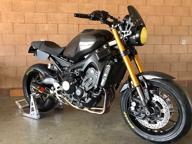 Yamaha XSR900 Carbon Fiber Side Tank Covers