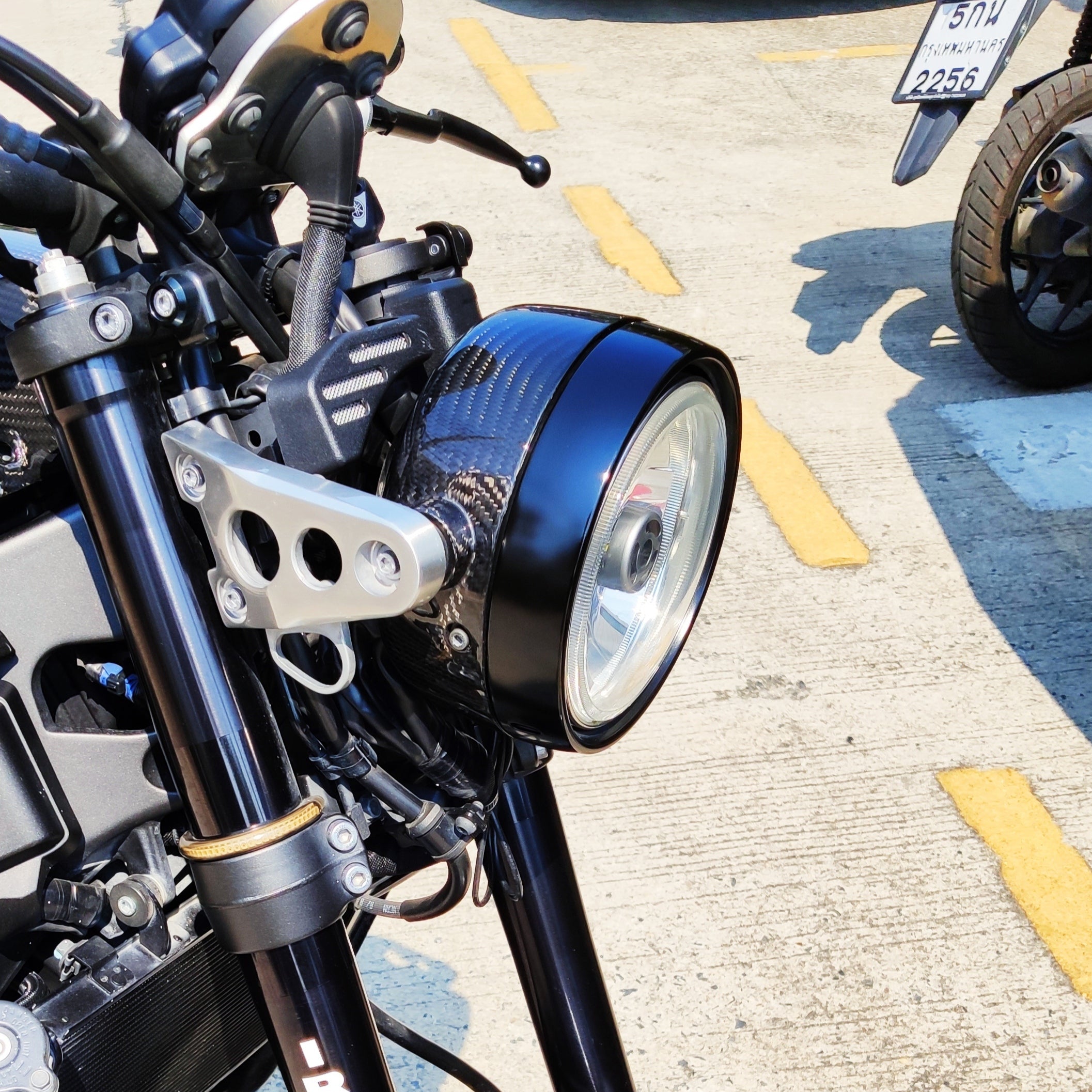 Yamaha XSR900 Carbon Fiber Headlight Bucket