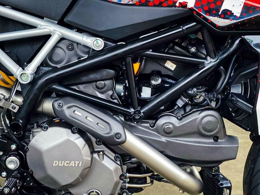 Ducati Hypermotard 950 Carbon Fiber Cambelt Covers