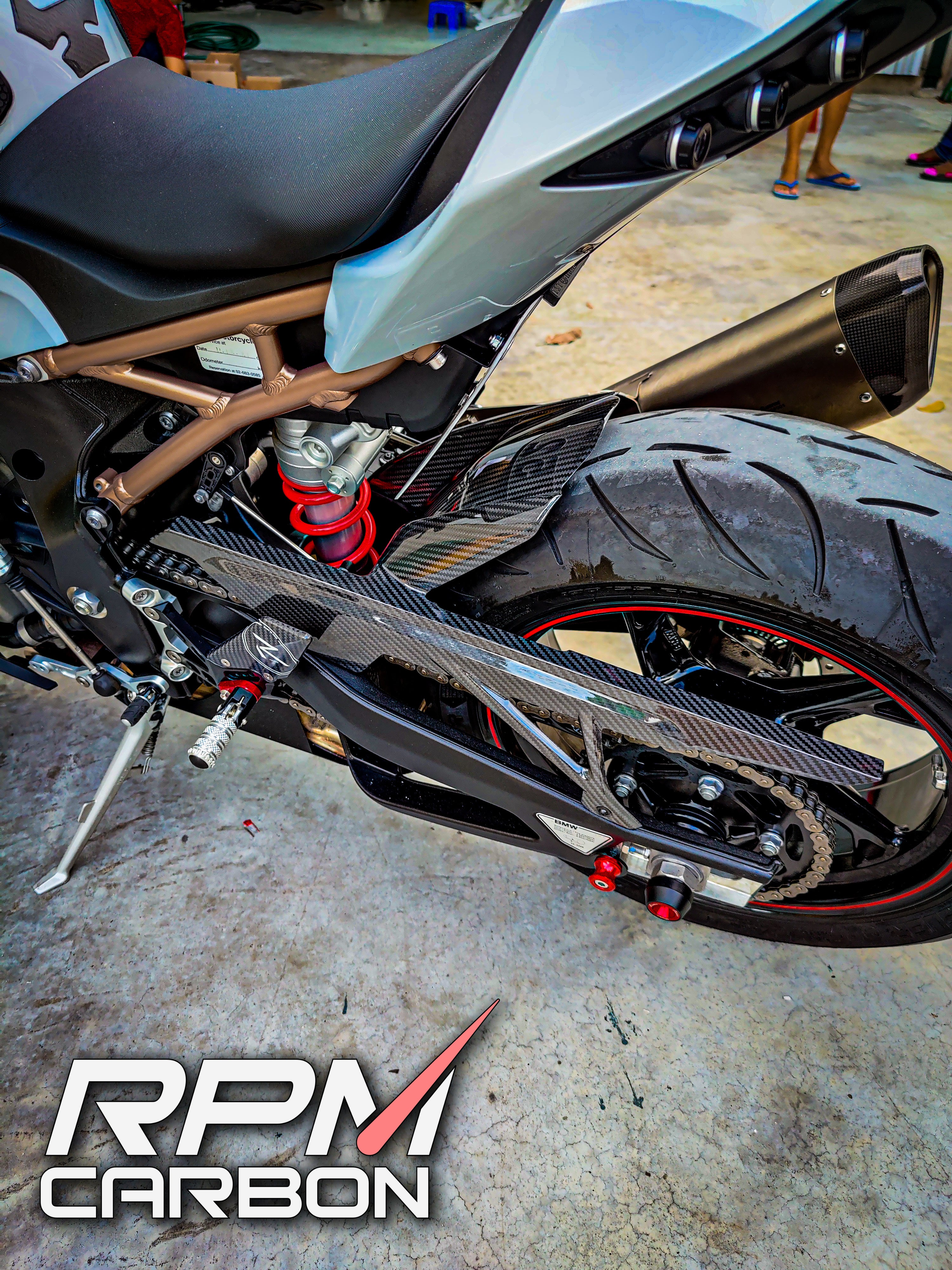 BMW S1000RR S1000R Carbon Fiber Rear Fender / Chain Guard