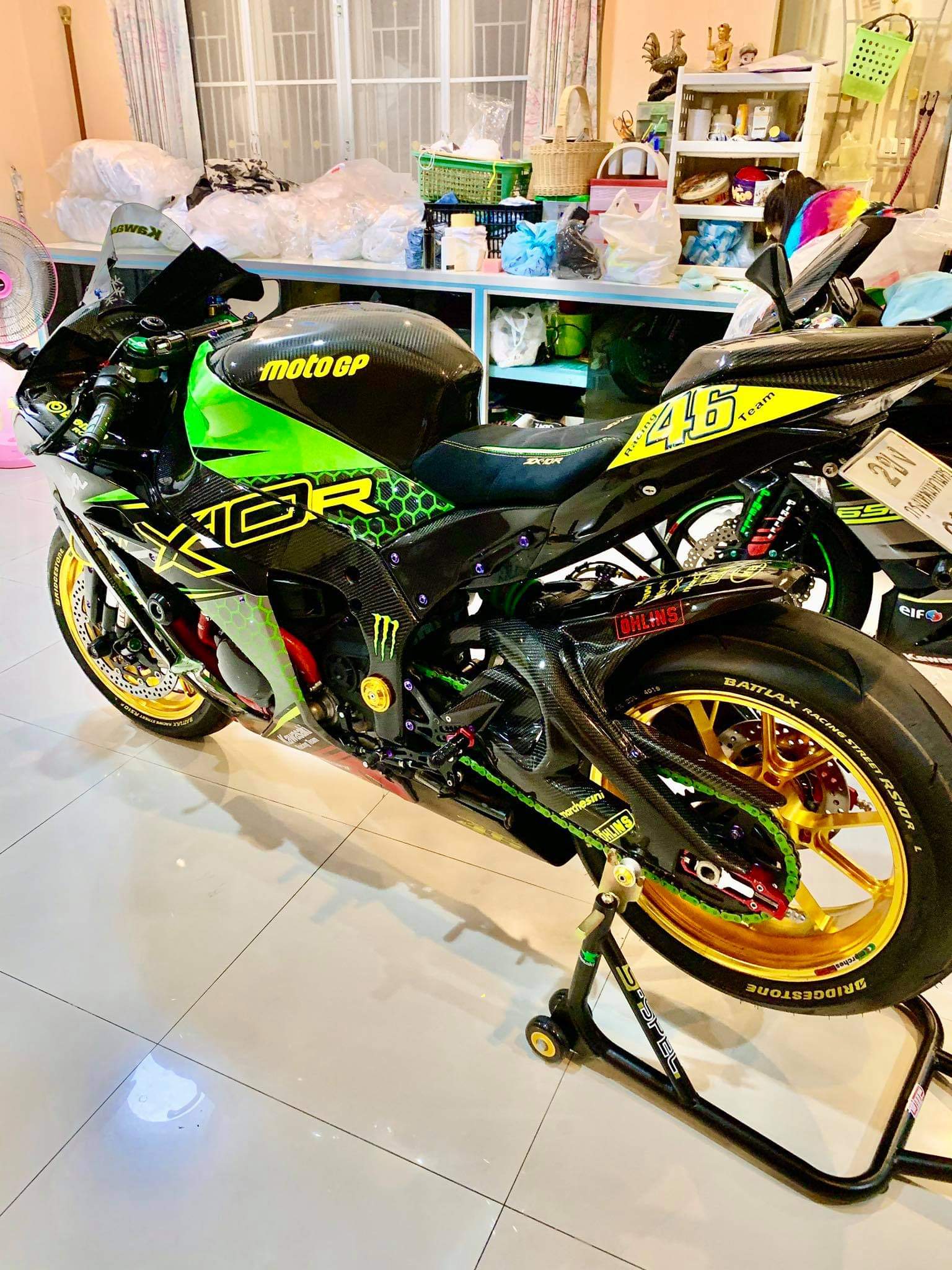 Kawasaki ZX-10R Carbonfaser-Tankabdeckungsverlängerung Carbonfaser