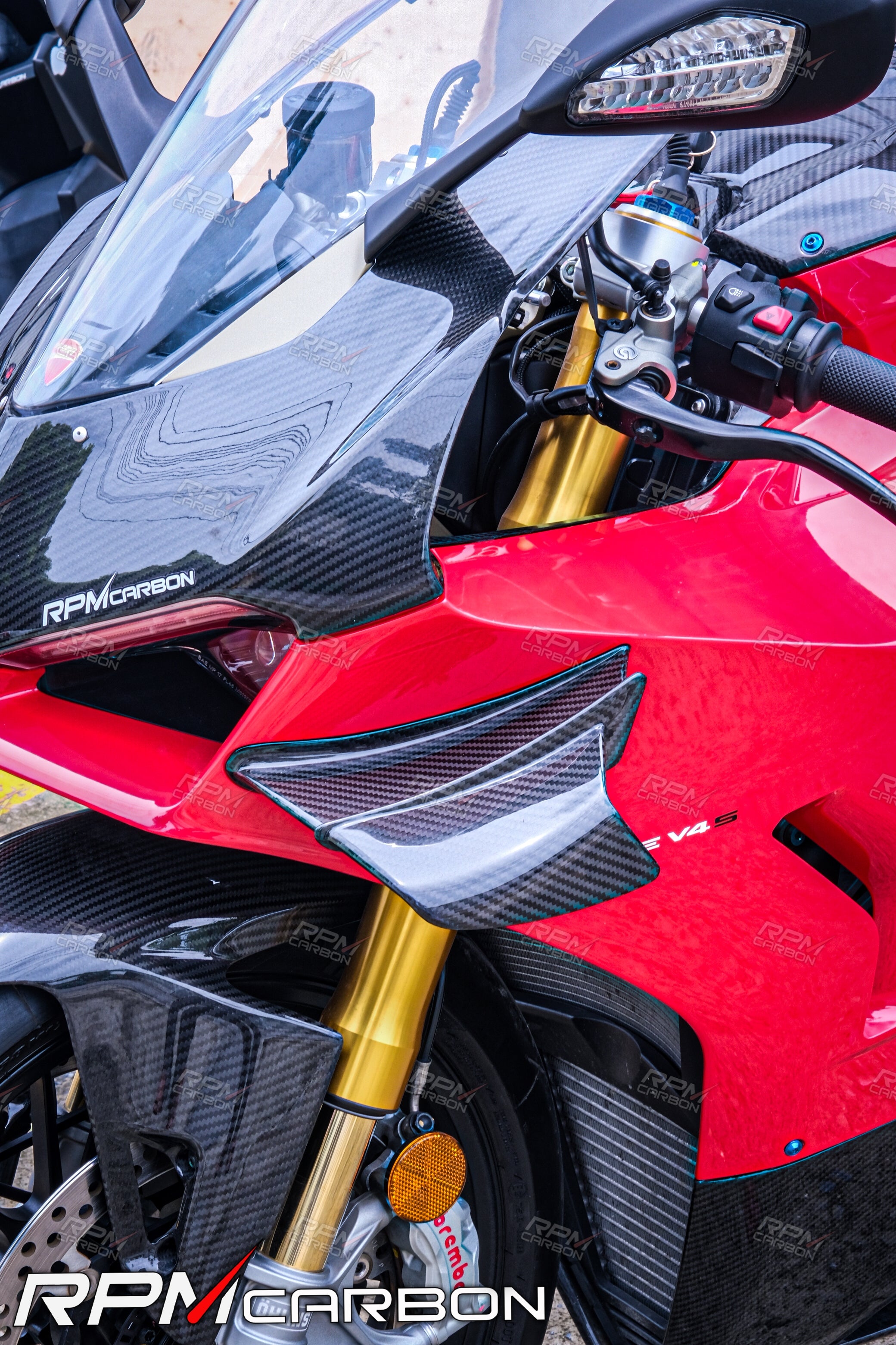 Ducati Panigale V4 / V4S / V4R用 カーボンファイバー フレームカバー
