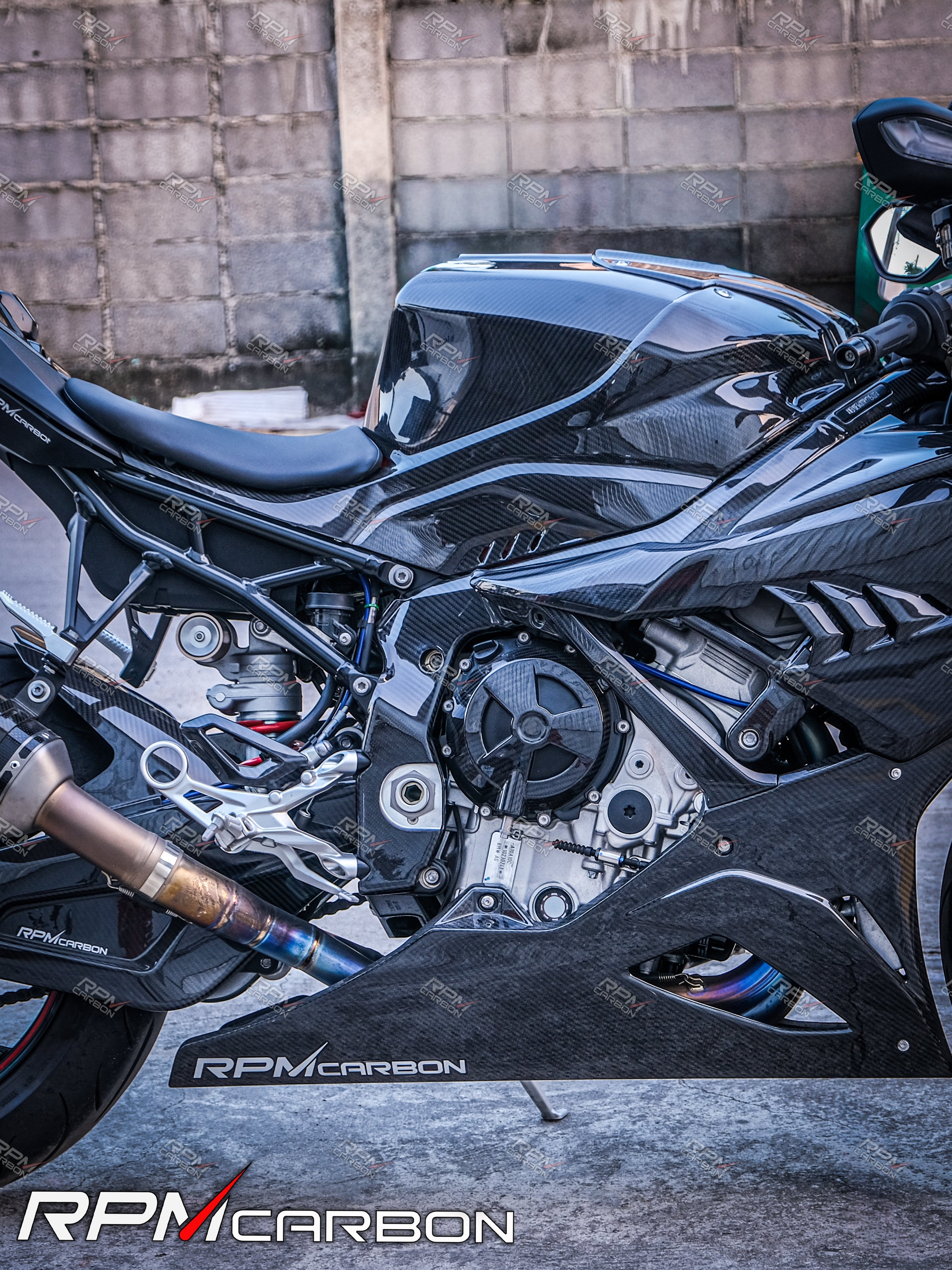 BMW S1000RR S1000R Carbon Fiber Tank Side Panels (Fully Enclosed)
