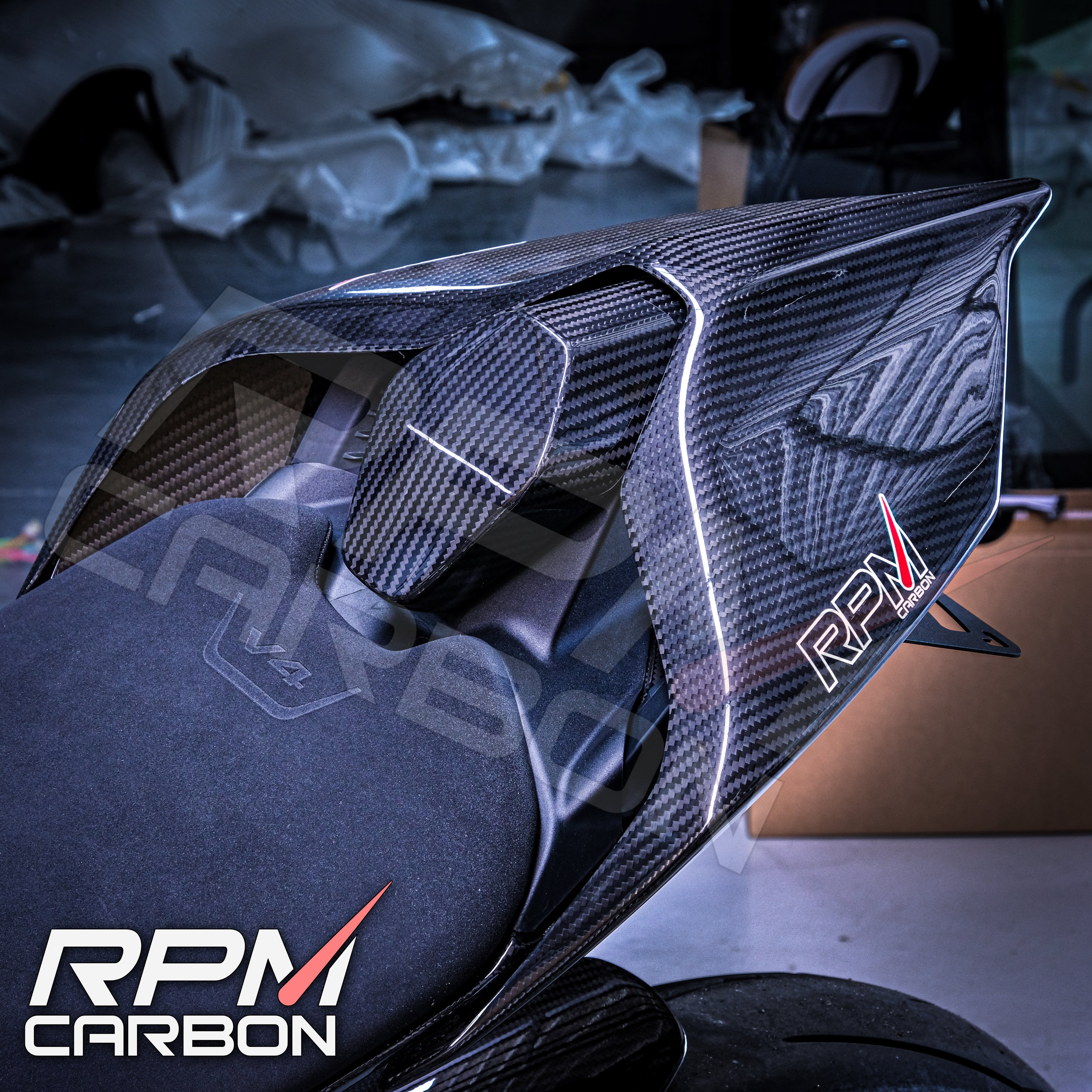 Ducati Panigale/Streetfighter V4 Carbon Fiber Small Seat Cover