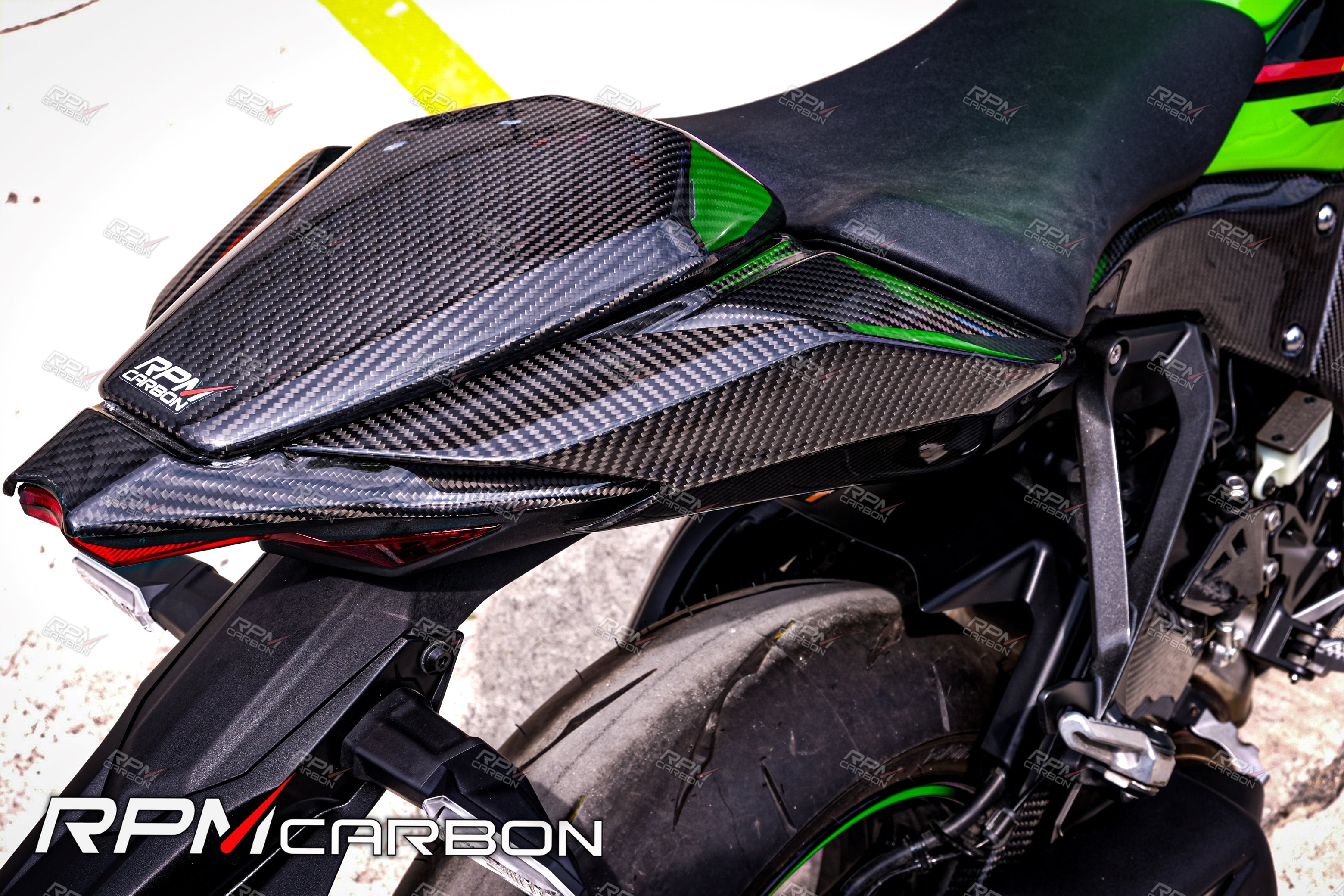 Kawasaki ZX-10R 2021+ Carbon Fiber Tail Side Fairings
