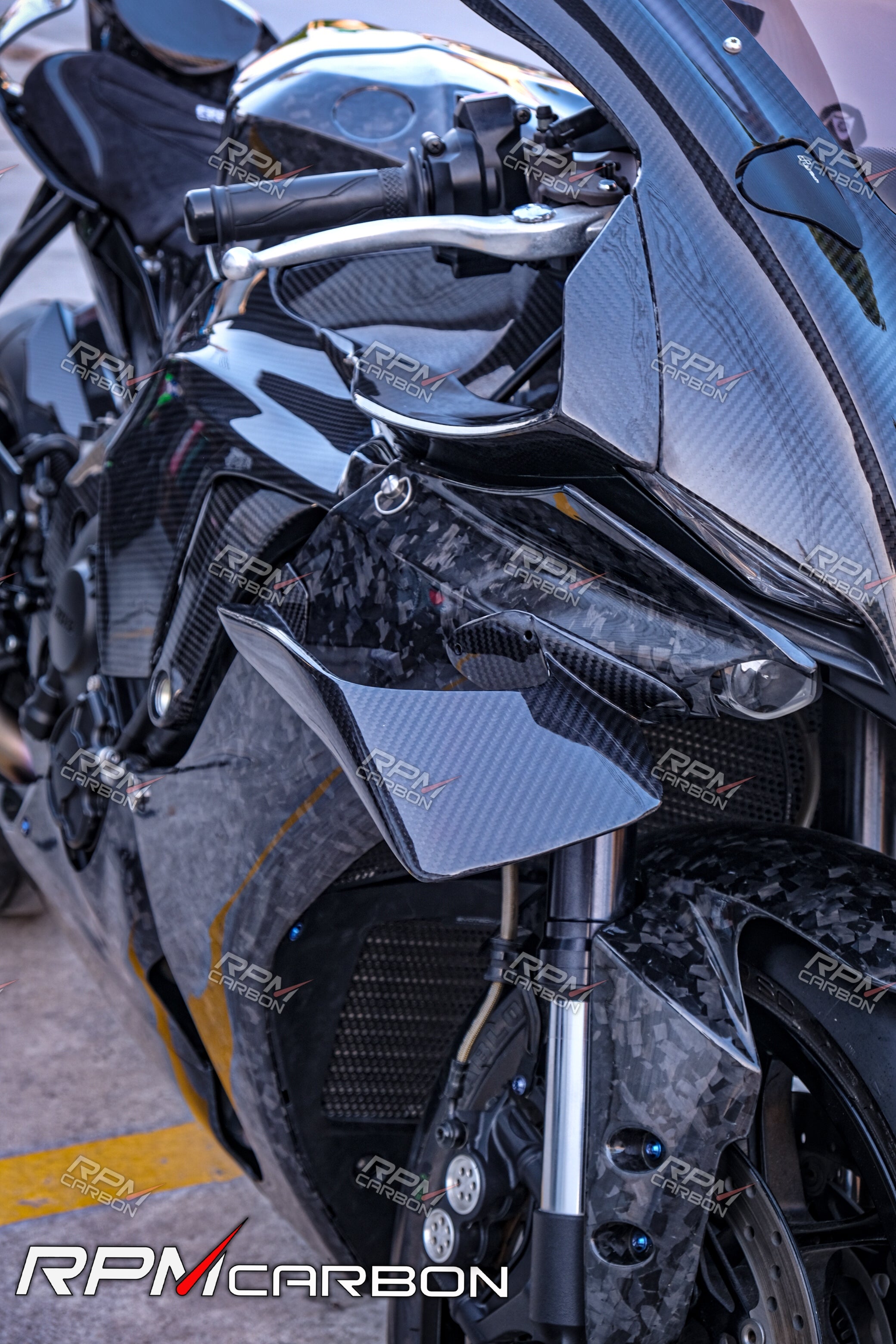 YZF-R1 / R1M ウイングレット カーボン Yamaha R1/R1M Carbon Fiber Winglets (OEM Style)