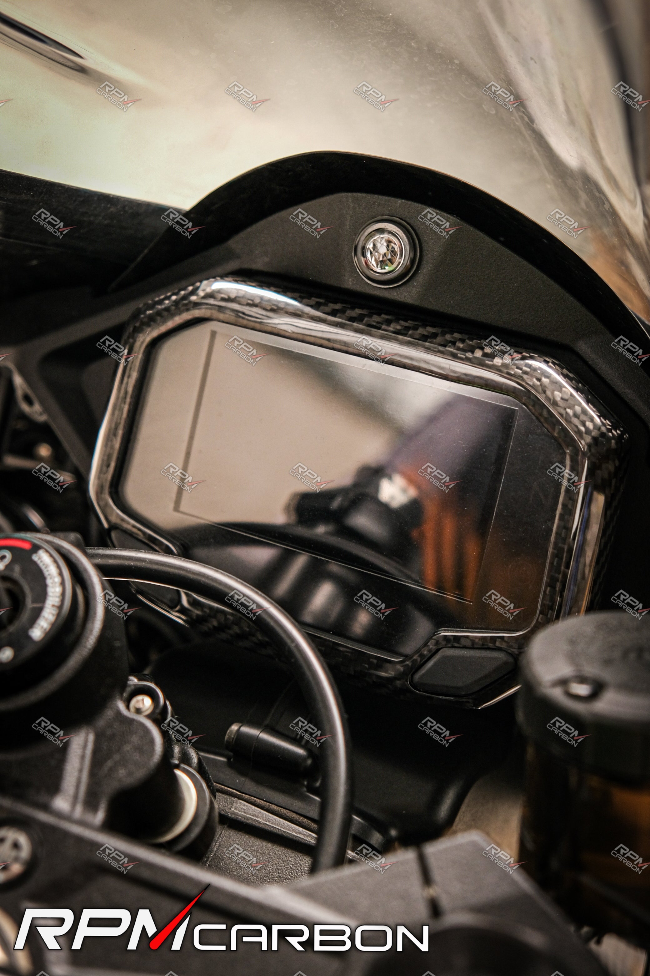 Kawasaki ZX10-R / ZX-6R Carbon Gauge Cover