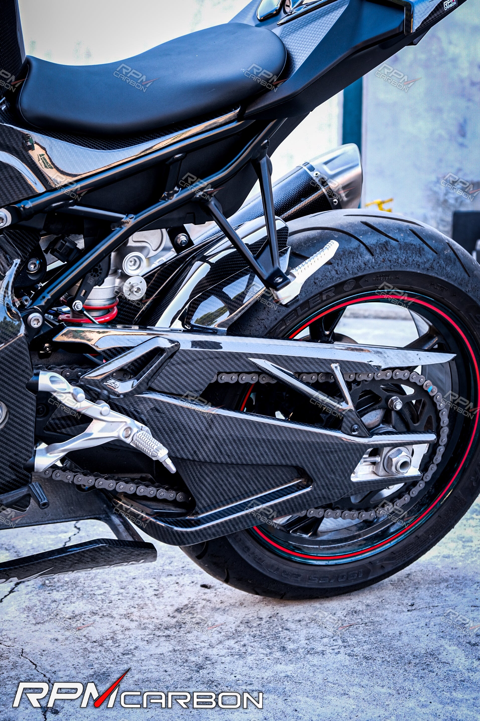  S1000RR用 RPM CARBON カーボンスイングアームカバー BMW S1000RR Swingarm Covers Protectors Carbon Fiber - WSBK Version