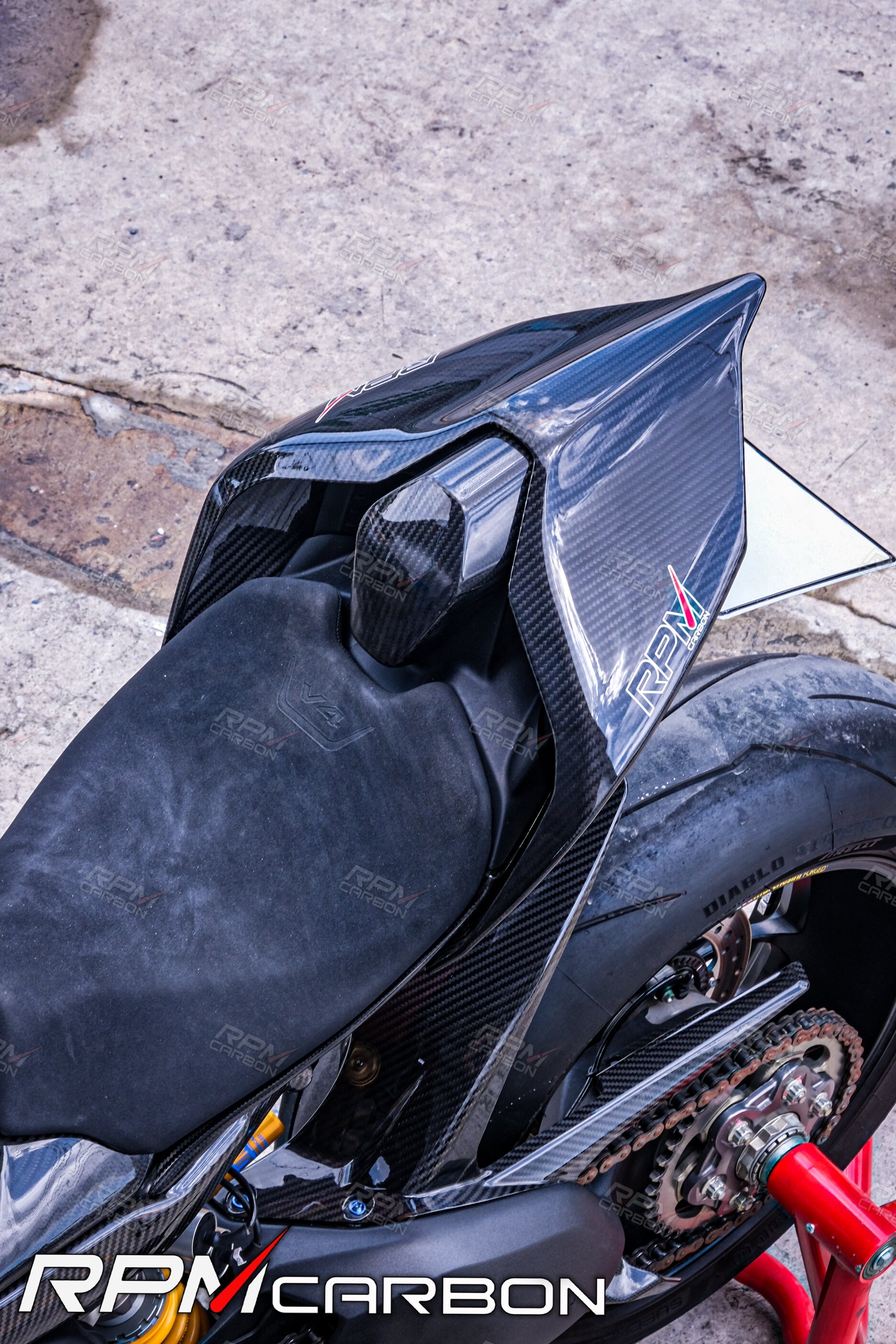 Ducati Panigale/Streetfighter V4 V2 Carbon Fiber Tail Rear Fairing Cowl