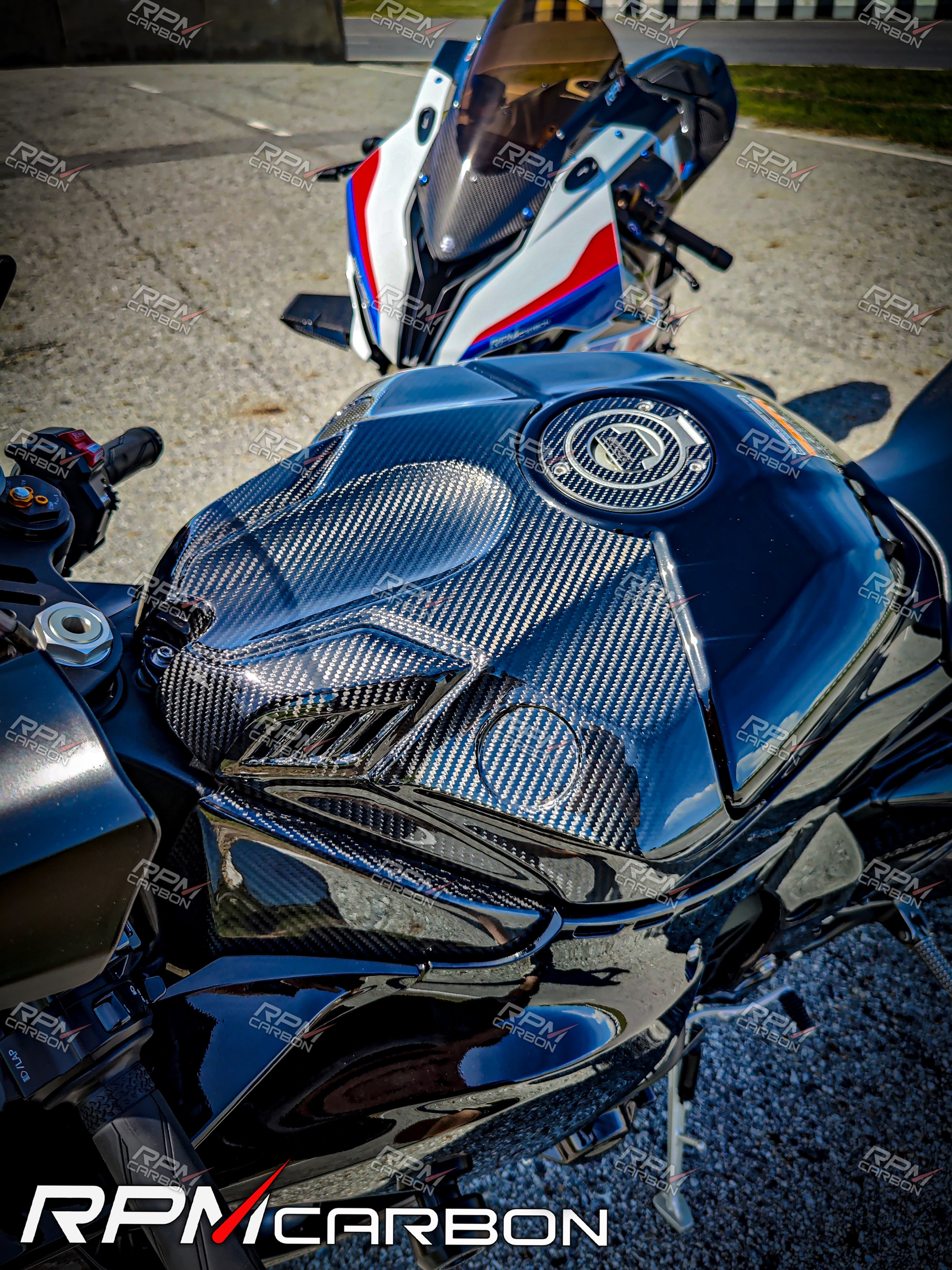 Yamaha R1 R1M 2020+ Carbon Fiber Airbox Tank Cover