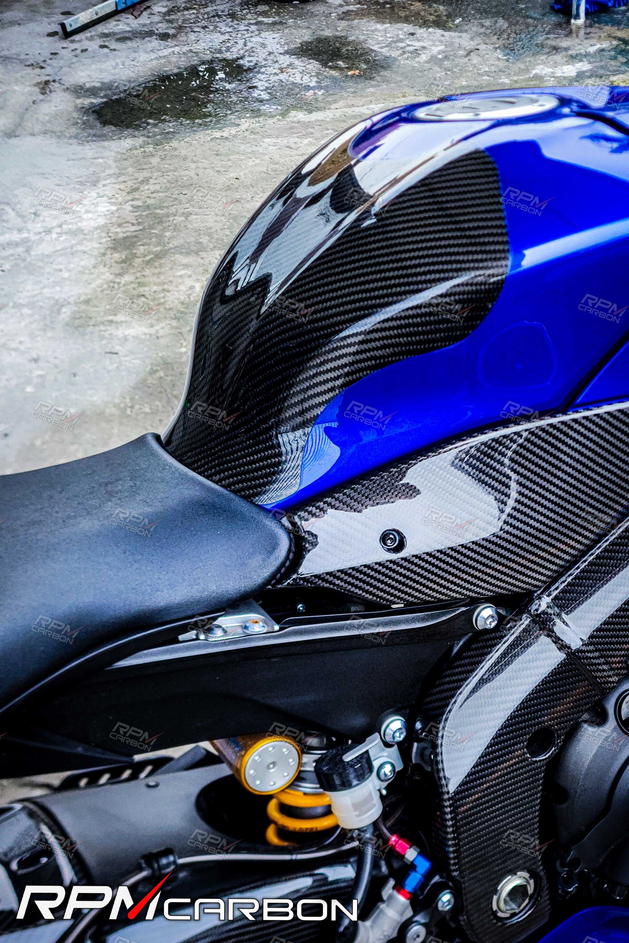 Yamaha R6 Carbon Fiber Tank Cover Protector