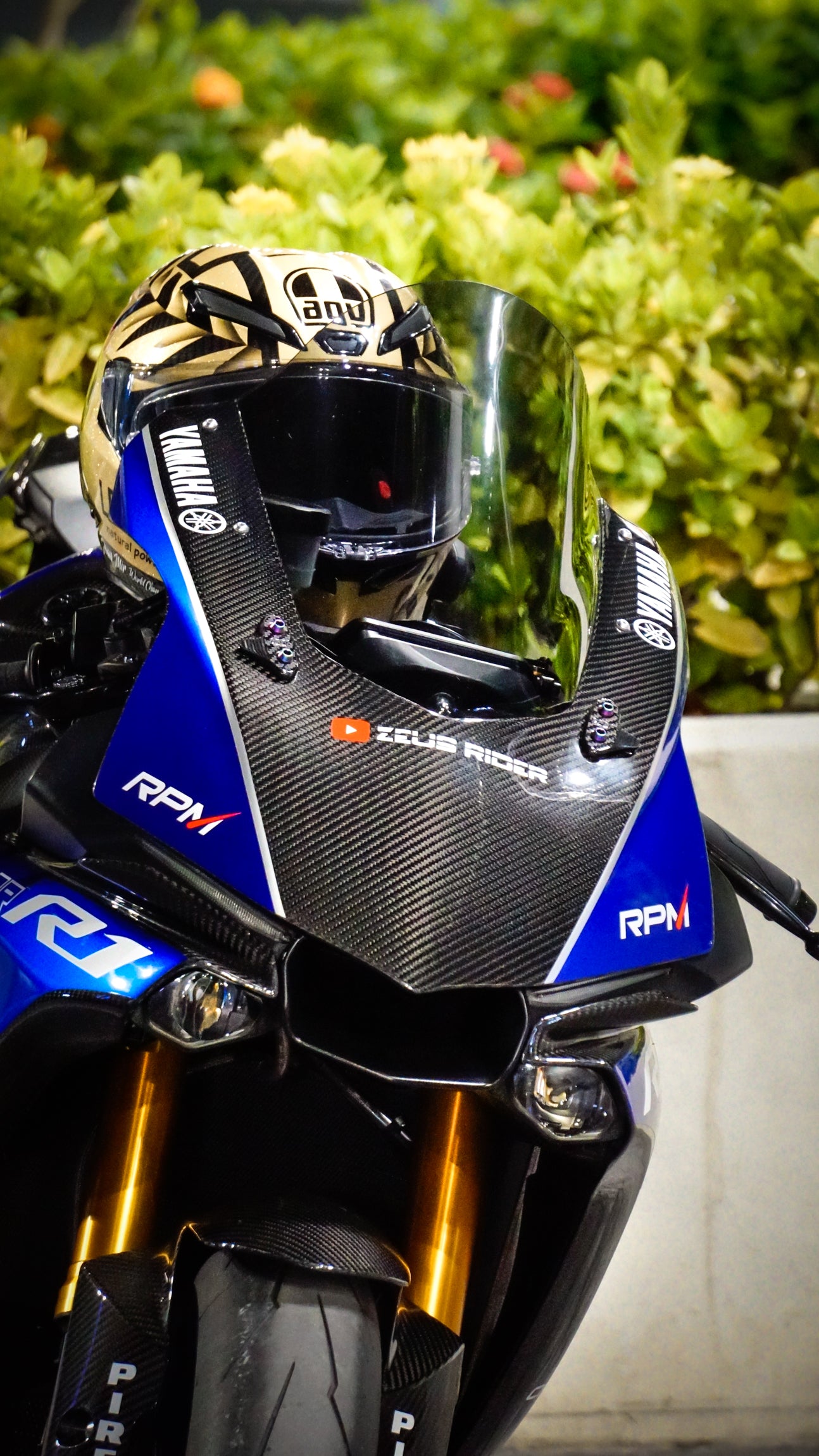 Yamaha R1 R1M カーボンファイバー フロントフェアリングカウル